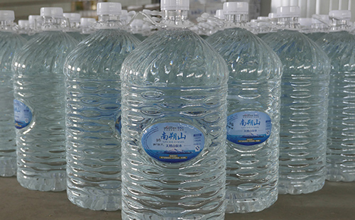 高原城市健康飲水新趨勢：桶裝水在西寧的消費選擇與使用建議